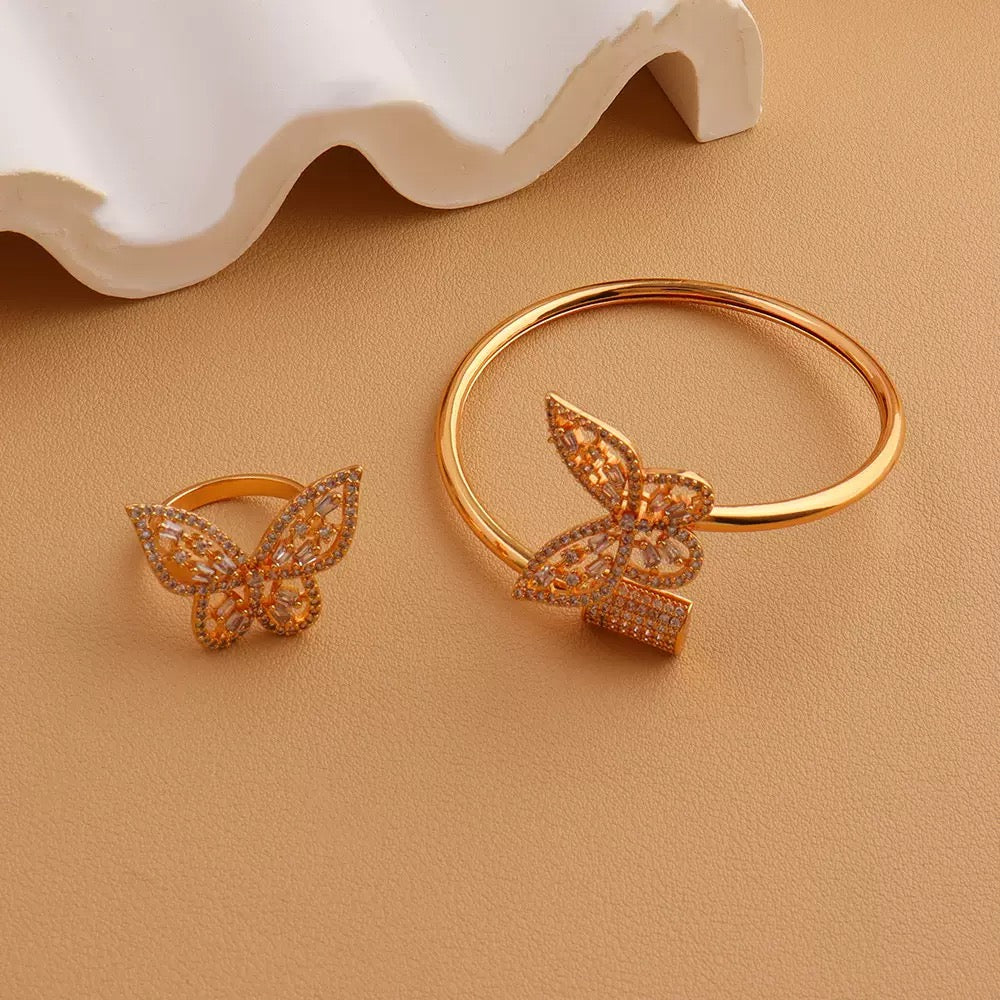 Vintage Zircon Openwork Butterfly Bangle and Ring Set 🦋