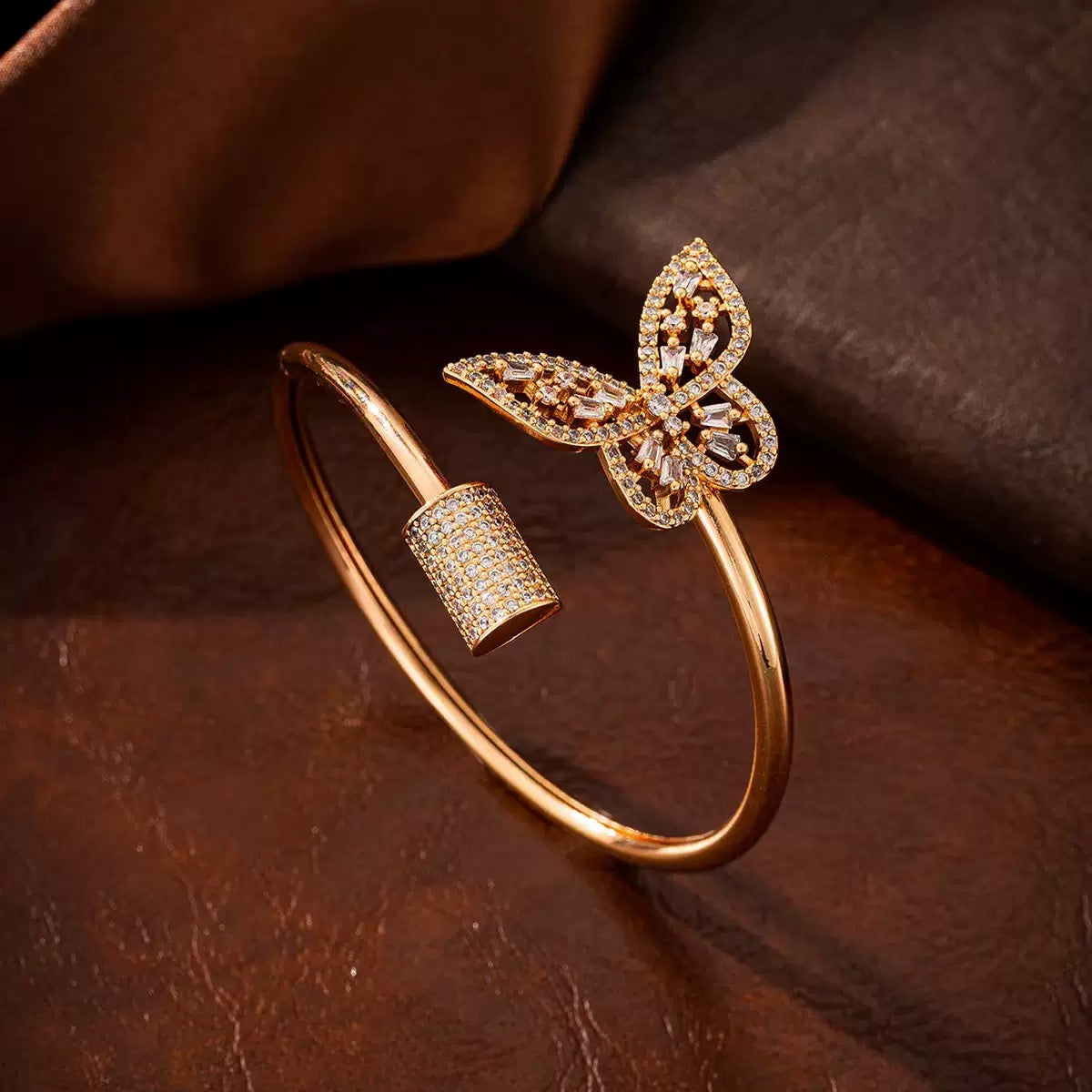 Vintage Zircon Openwork Butterfly Bangle and Ring Set 🦋