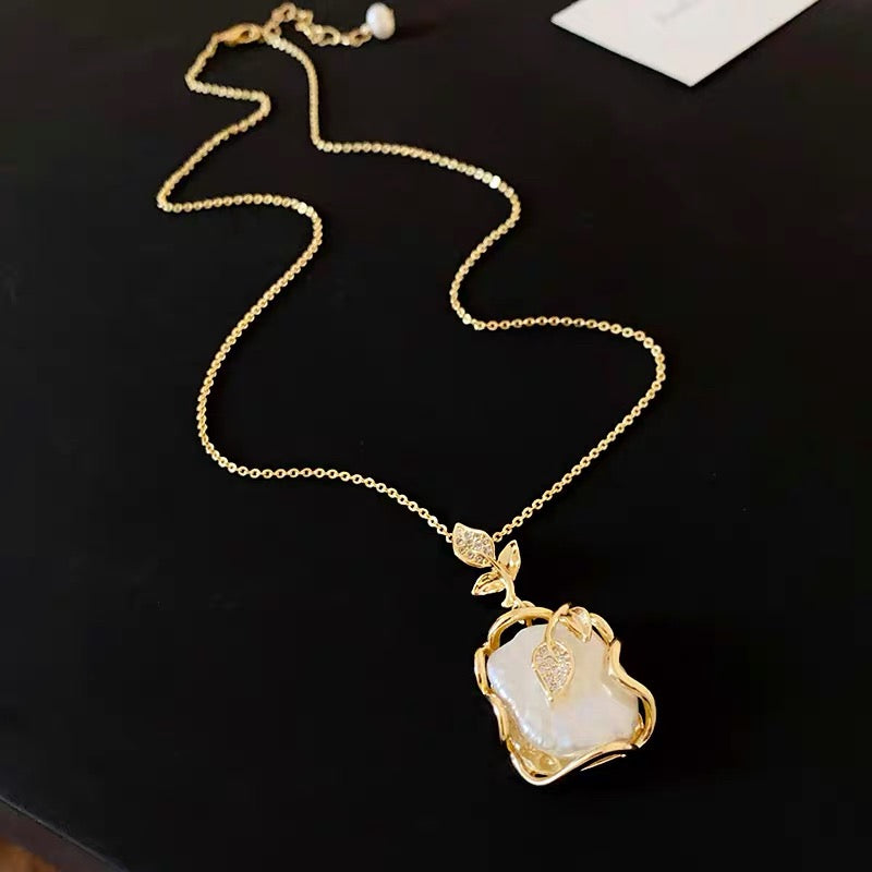 Mother-of-Pearl Rose Bud Jewelry Set