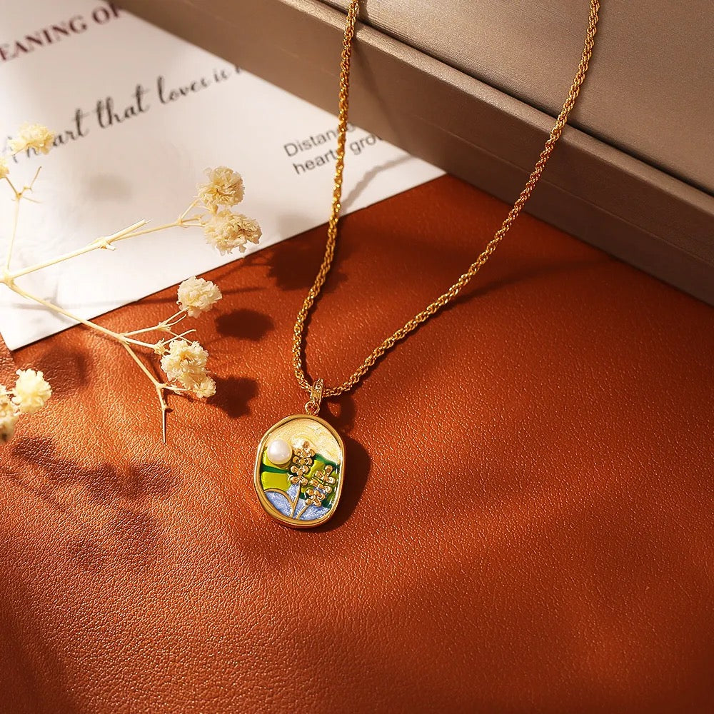 Vintage-style oil painting necklace with natural freshwater pearls 🖼️