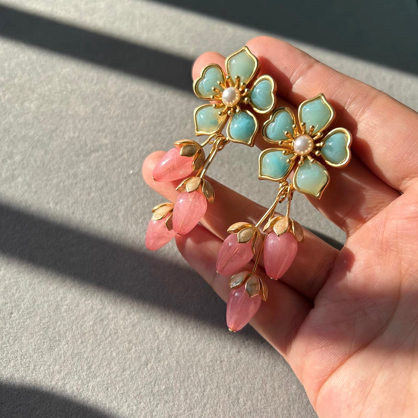 Vintage Amber Stone Flower Long Earrings