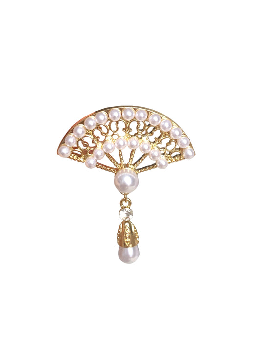 Chinese-style fan-shaped pearl tassel brooch